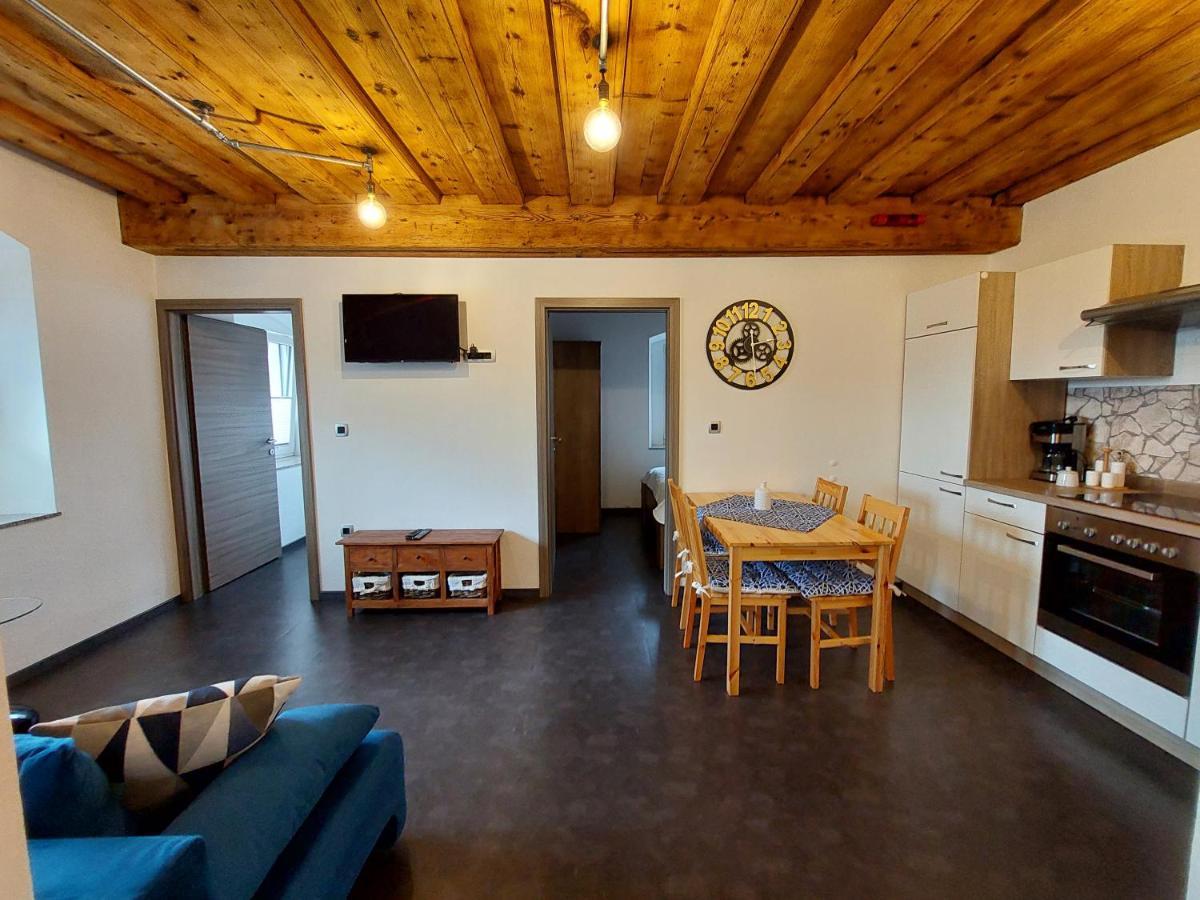 Apartmaji Pr'Pisk Appartement Bohinjska Bela Buitenkant foto